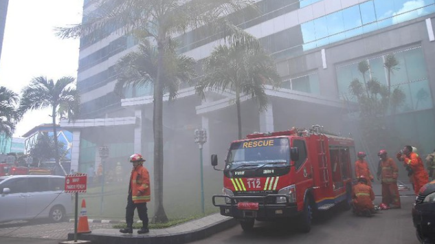 Polisi Periksa 12 Saksi Kebakaran Gedung Cyber 1 Jakarta